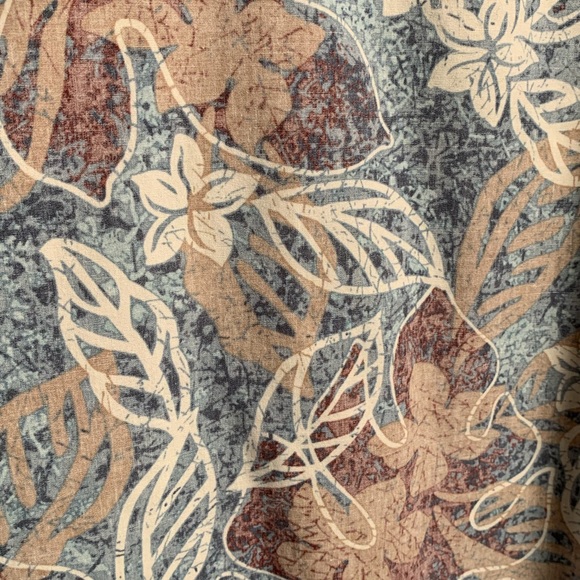 🌴 Reverse Fabric Hawaiian Camp Shirt 🌴 - Picture 8 of 8